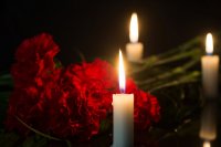 Жастығын жалын шарпығандар Жастығын жалын шарпығандар